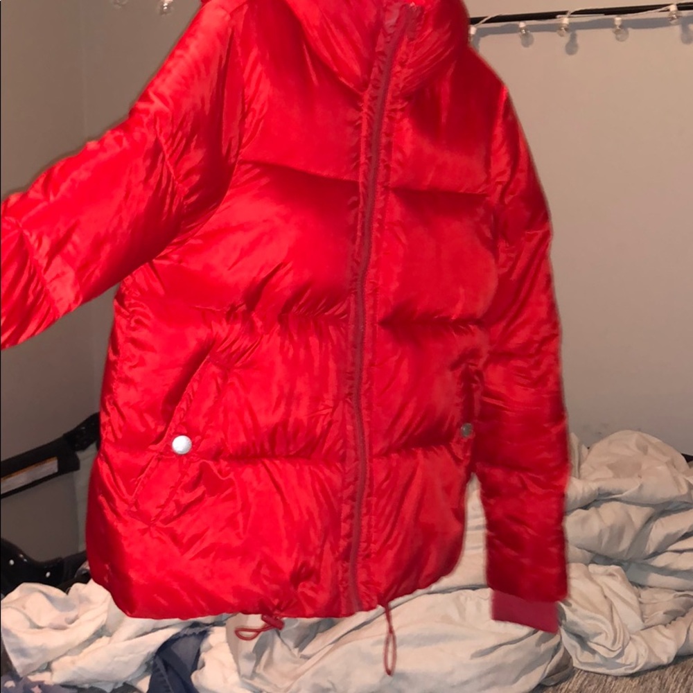 AE red puffer jacket